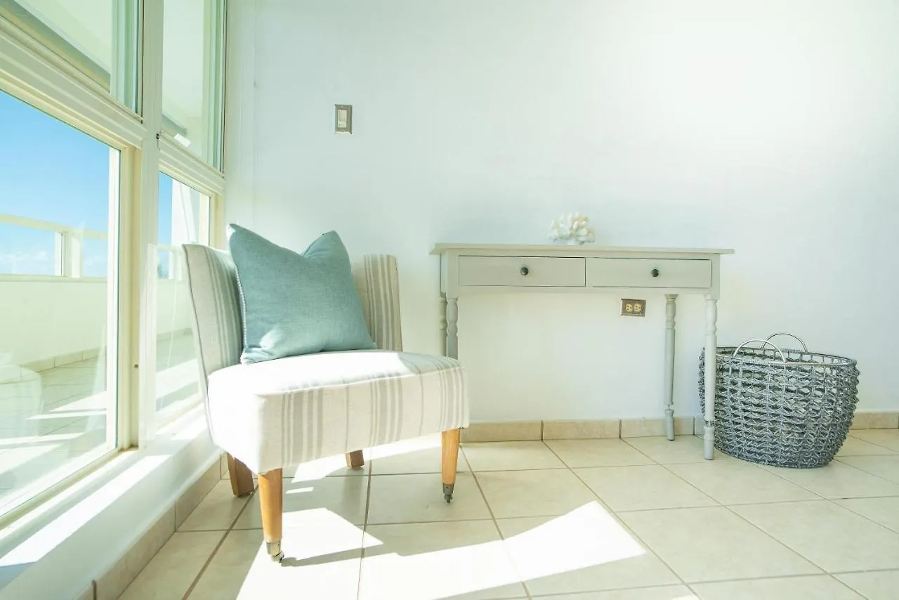 Lägenhet Beachfront Penthouse With Ocean And Sunset Views At Pelican Reef #703 Rincón