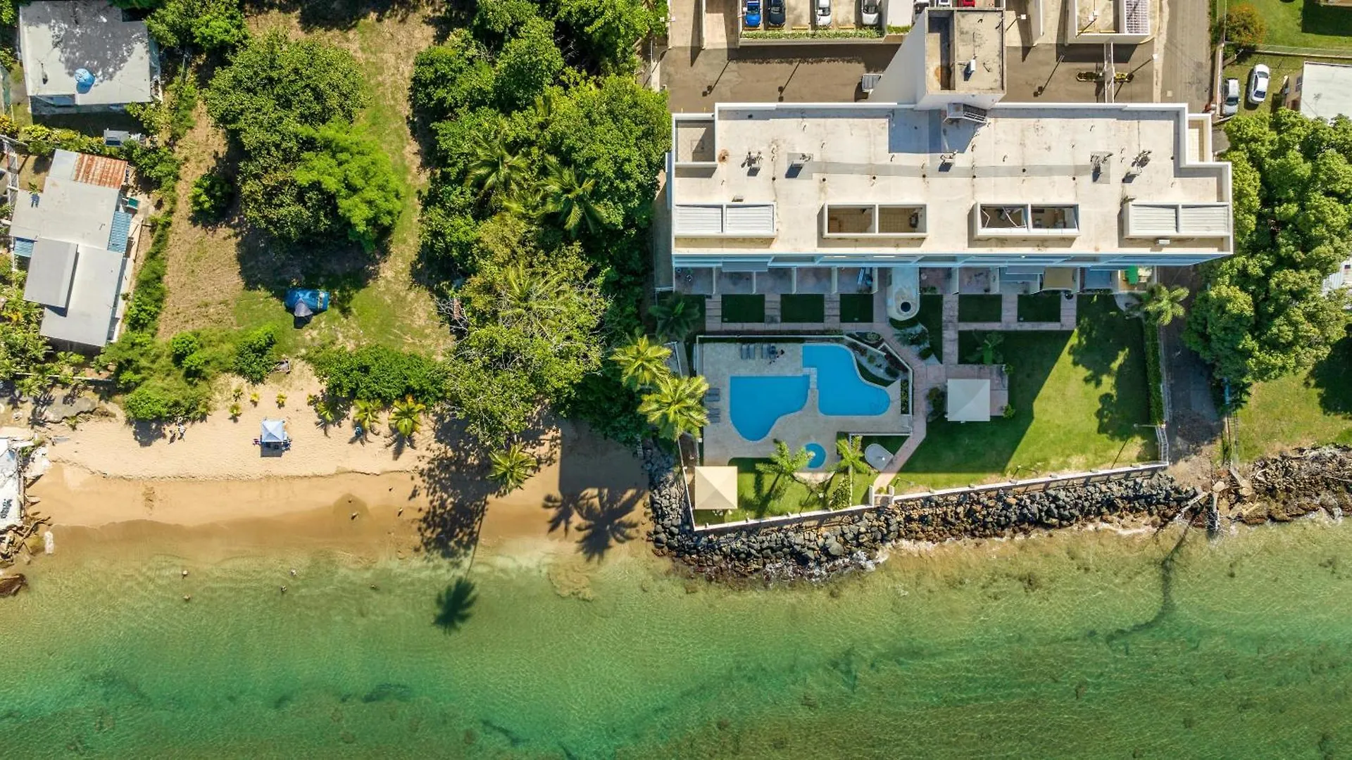 Beachfront Penthouse With Ocean And Sunset Views At Pelican Reef #703 Rincón